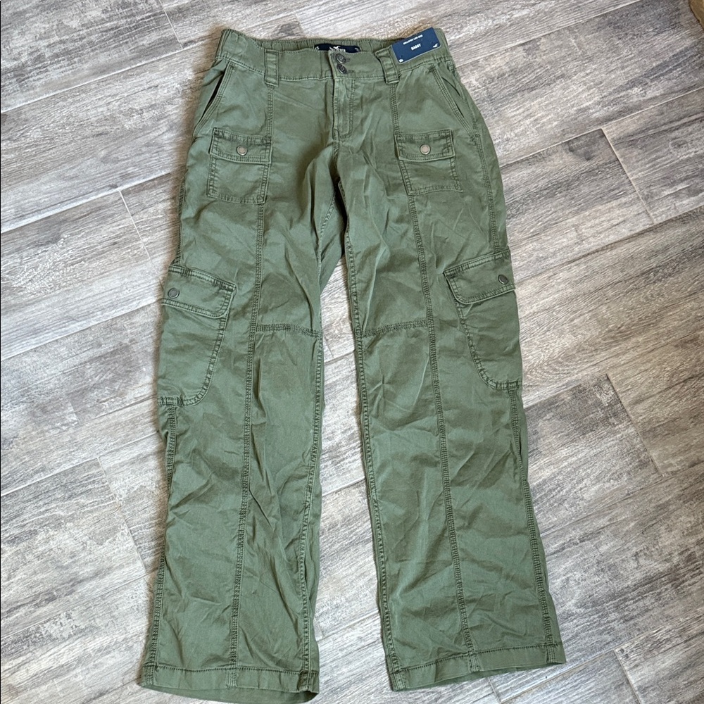 Hollister Olive Cargo Pants for Women
